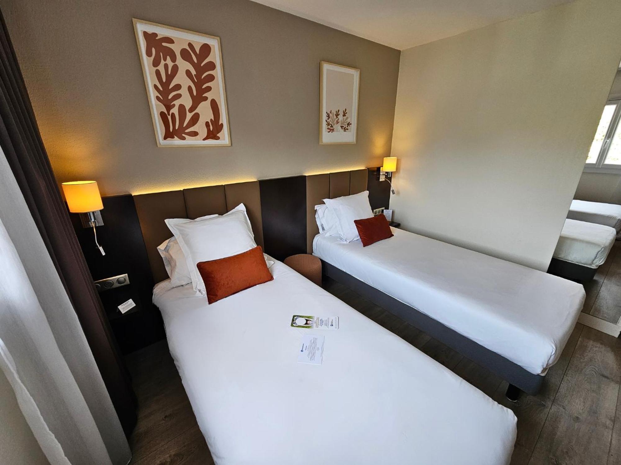 Best Western Terre De Provence Ле-Канне-де-Мор Экстерьер фото